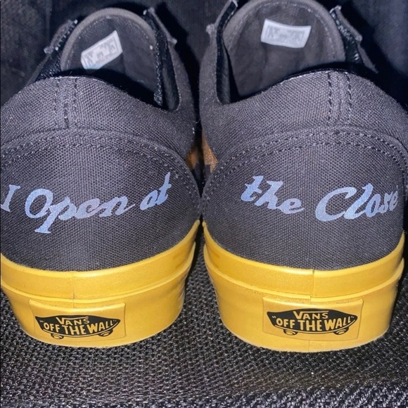 Vans - Picture 4 of 7